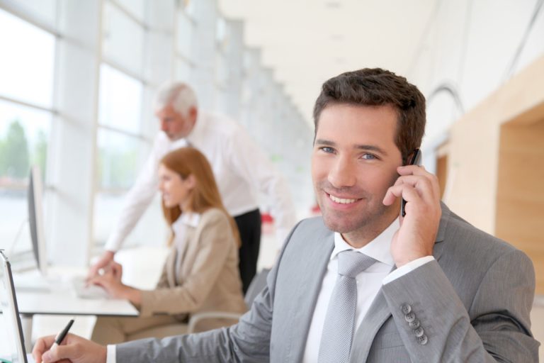 Un professionnel Avisi pour solutionner vos questions en webmarketing