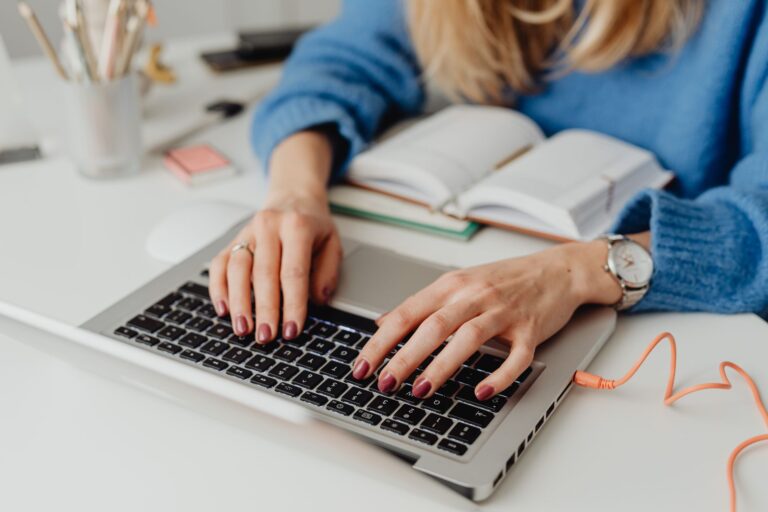 Comment rédiger efficacement pour un site Internet convaincant ?