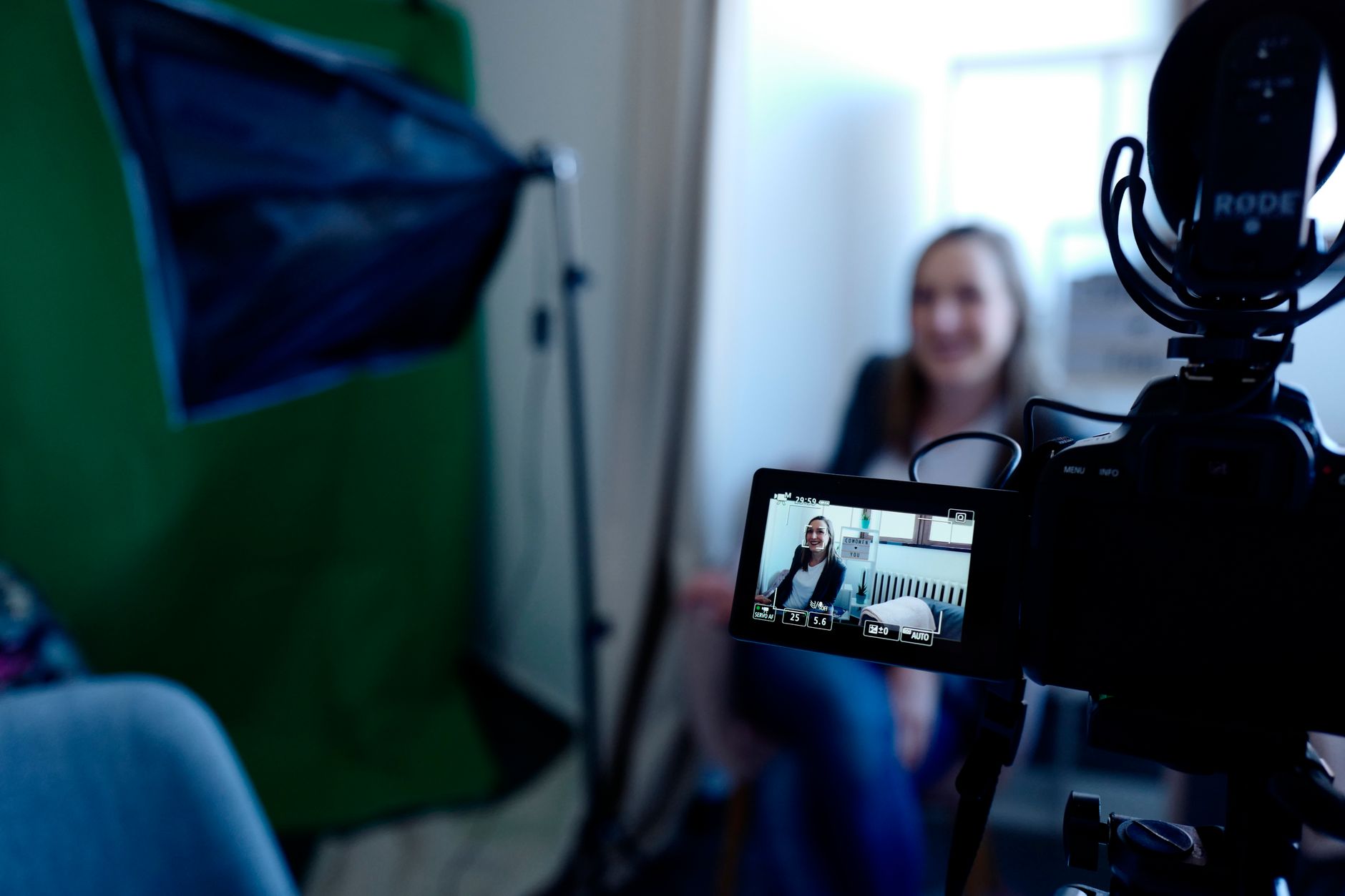 Comment l&rsquo;audiovisuel influence-t-il la conception des sites web ?