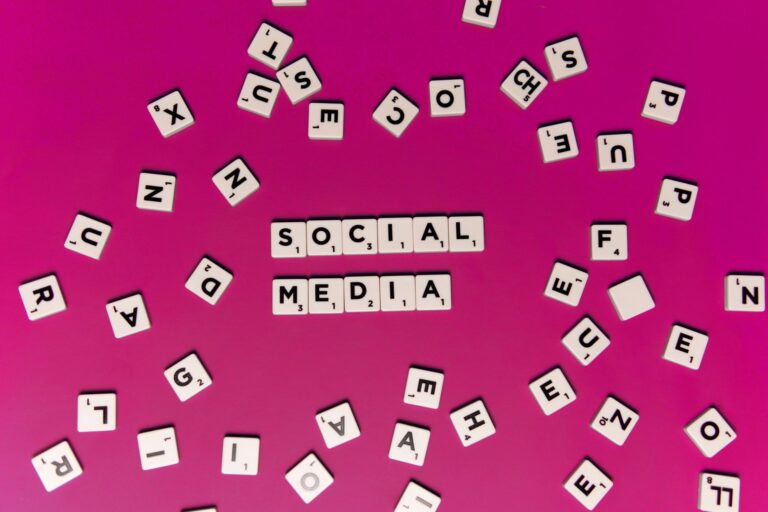 Comment intégrer les médias sociaux dans la conception d&rsquo;un site web ?