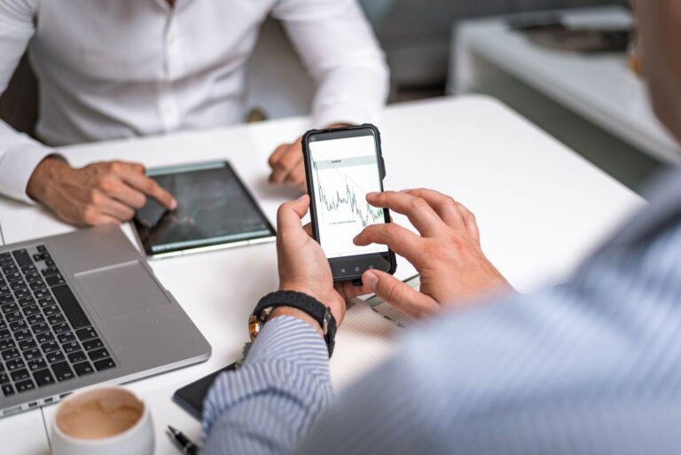 Comment optimiser le mobile first dans la création de sites web ?