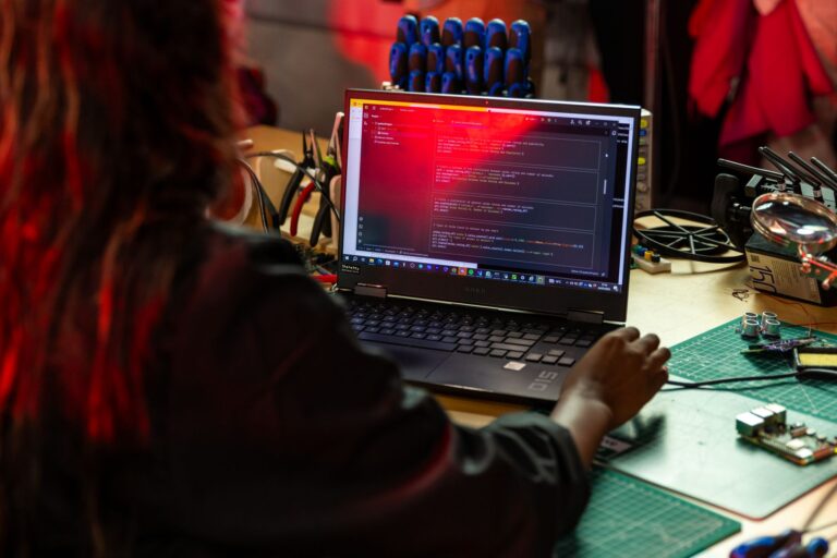 SAP corrige une faille notée 10/10 dans son SDK Python, qui permet de détourner l’authentification